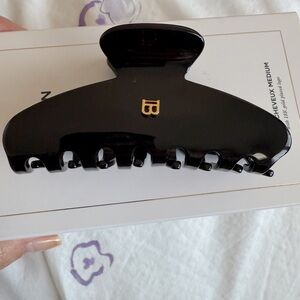 Balmain large claw hair clip with 18k carat gold plated logo